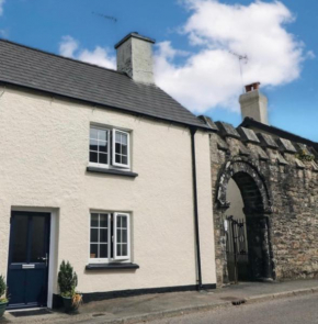 Church Gate Cottage - Bridestowe